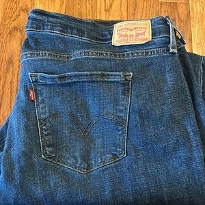 Women’s 20w Levi’s Classic Straight